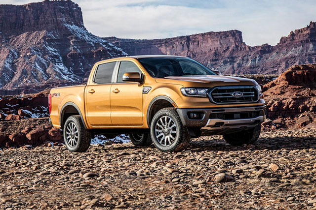 Top 10 xe bán tải tốt nhất năm 2020: Ford Ranger góp mặt
