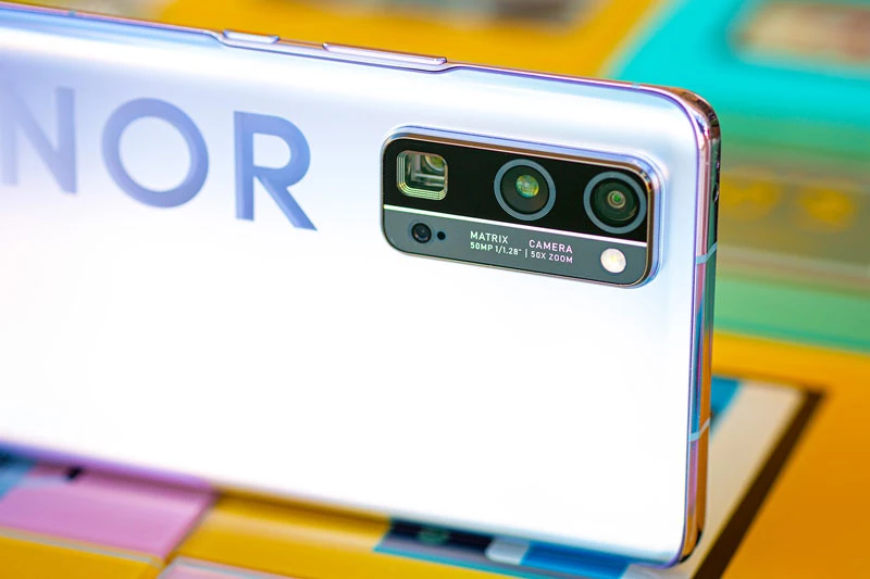 4. Honor 30 Pro Plus (125 điểm).