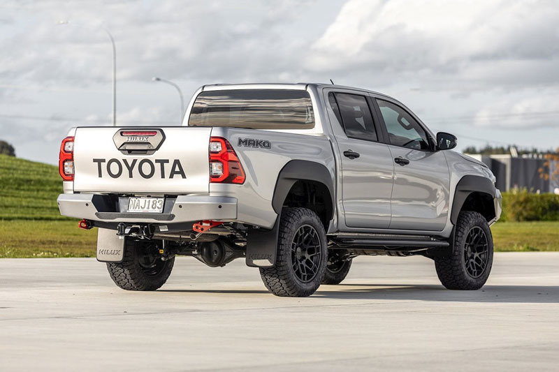 Đôi điều cần biết về Toyota Hilux Mako, giá hơn 1,2 tỷ đồng