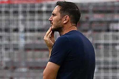 Chelsea vừa mừng và lo trước trận gặp Crystal Palace