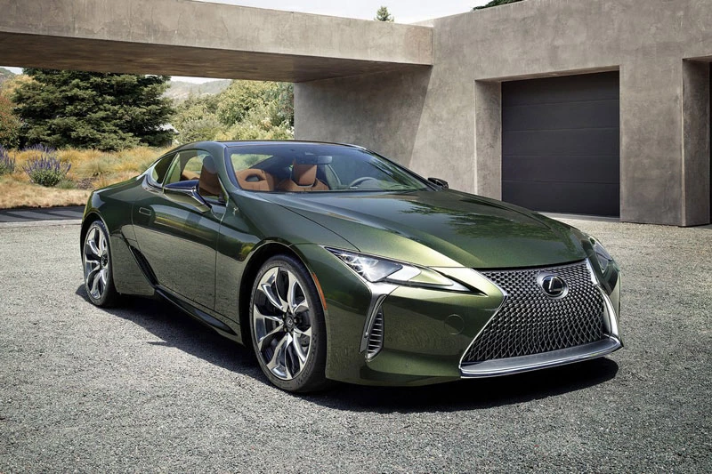 6. Lexus LC 2020 (giá khởi điểm: 92,950 USD).