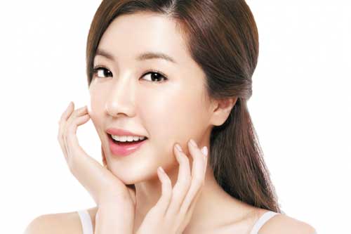 Cách 'thổi bay' mụn ẩn li ti trên da vô cùng đơn giản