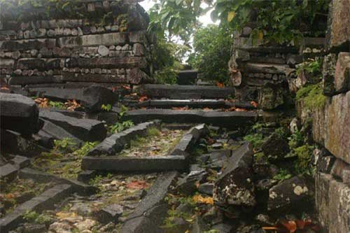 Bí ẩn rùng rợn thành phố ‘bị ám’ trôi nổi trên đại dương