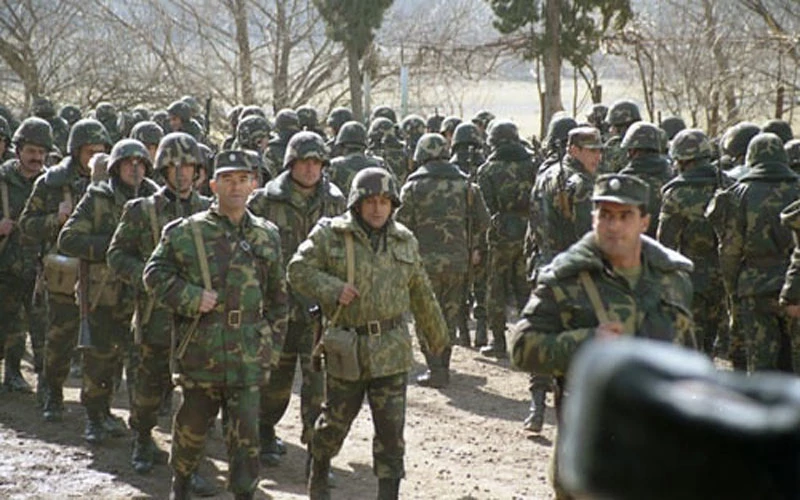 Quân đội Armenia.