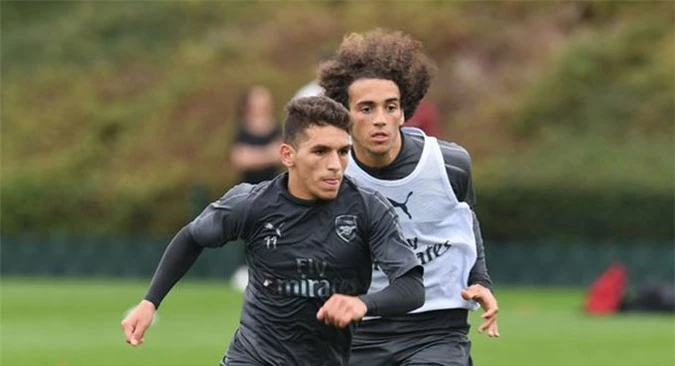 Arteta không thích Torreira và Guendouzi