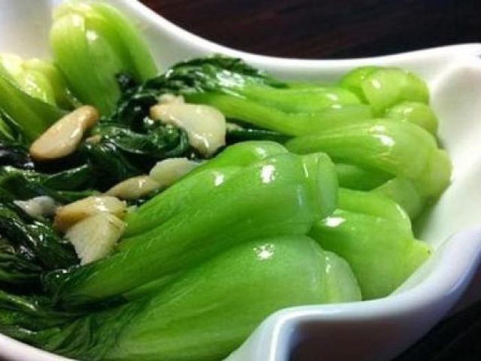 Tuyệt chiêu để có món rau xào xanh mướt thích mắt, ngọt giòn ngon miệng