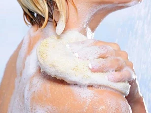 Trên cơ thể có 6 chỗ tuyệt đối cấm kì cọ sạch, càng cọ càng hại người ai cũng phải biết