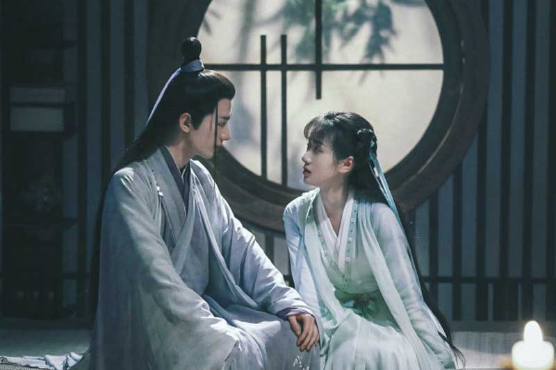 Những màn 'lật thuyền' của các cặp đôi màn ảnh Hoa Ngữ khiến shipper tan nát cõi lòng