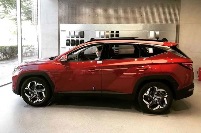 Cận cảnh Hyundai Tucson thế hệ mới tại đại lý