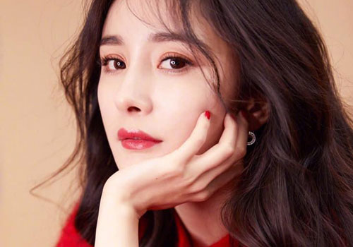 Tranh cãi đề cử ‘Nữ thần Kim Ưng 2020’: Dương Mịch bị loại, ‘học trò Lisa’ bất ngờ có tên