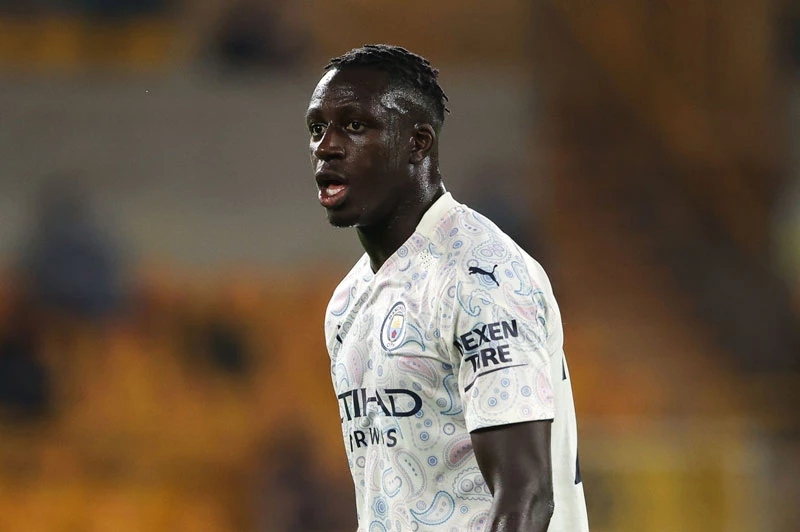 7. Benjamin Mendy (AS Monaco tới Man City, 2017, 52 triệu bảng).