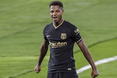 Ansu Fati hạ thủ quá nhanh, quá nguy hiểm