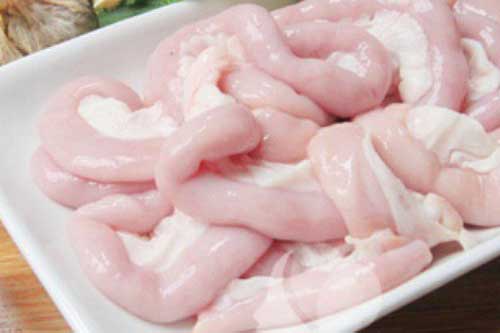 Mẹo chọn mua và chế biến lòng lợn ngon, giòn, không bị đắng, dai