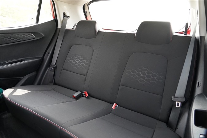 Danh gia Hyundai Grand i10 2020 anh 10