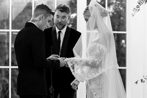 Justin Bieber: "Hailey giúp tôi trở thành người tốt hơn"