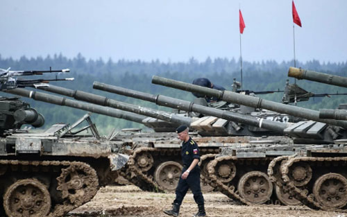 Chuyên gia nhận định cơ hội của Nga và Mỹ trong cuộc chiến trên bộ