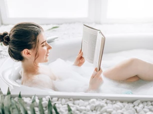 Chuẩn bị đi tắm mà có dấu hiệu này, bạn phải dừng lại ngay nếu không muốn đột tử