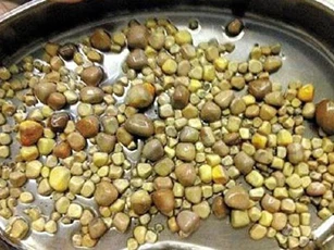 Mang 420 viên sỏi thận vì "nghiện" ăn đậu phụ