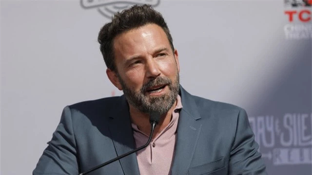 Ben Affleck lo ngại doanh thu phòng vé hậu COVID-19 - Ảnh 1.