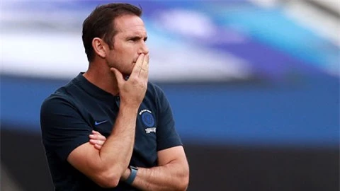 Lampard muốn có thêm tiền vệ phòng ngự