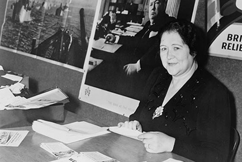 Anh trai trùm phát xít Adolf Hitler từng sống ở Liverpool