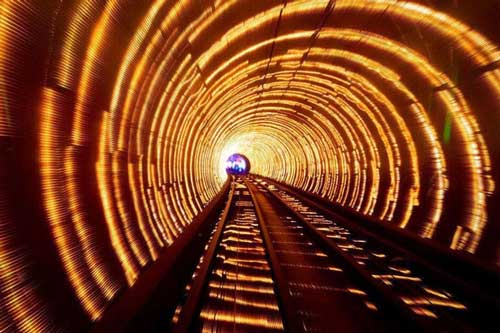 Choáng váng với kiến trúc của 10 đường hầm “độc lạ” nhất thế giới