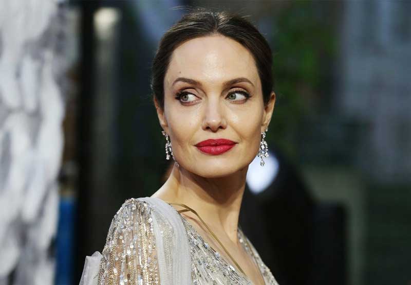 2. Angelina Jolie. Mức thù lao: 35,5 triệu USD/năm.
