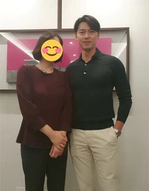 Hình ảnh mới của Hyun Bin.