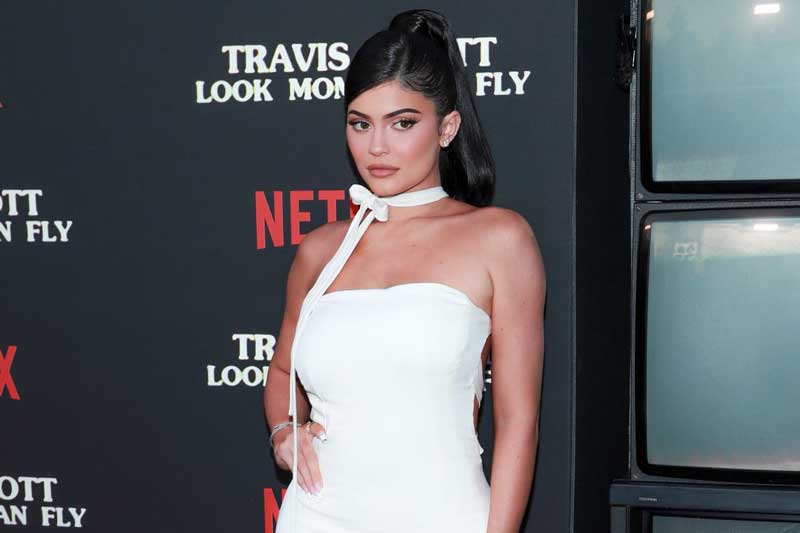 Top 10 người mẫu giàu nhất thế giới năm 2020: Kylie Jenner gây ‘sốc’