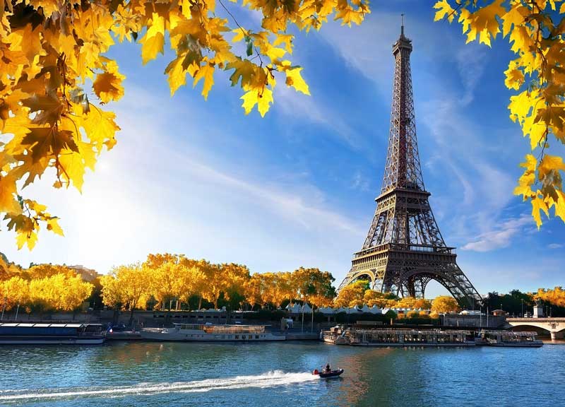 3. Paris, Pháp,