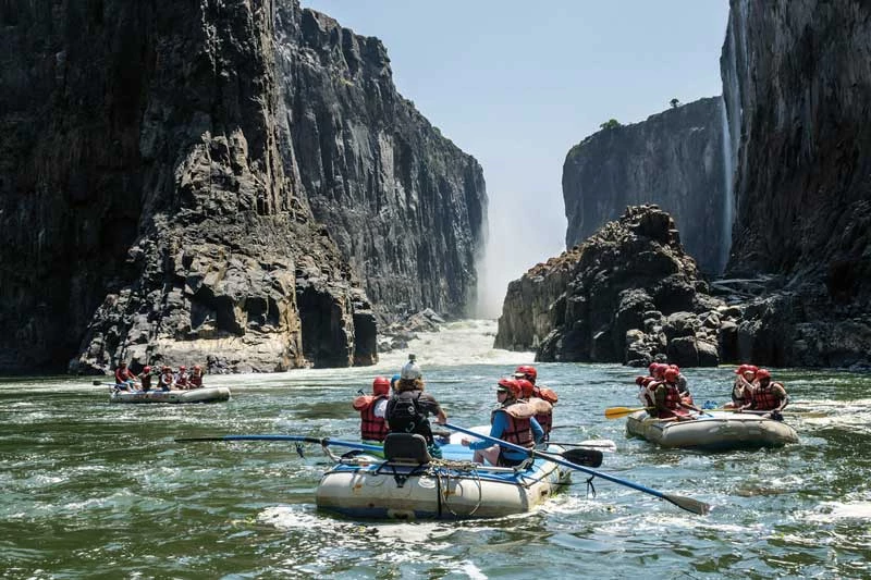 7. Sông Zambezi (châu Phi).