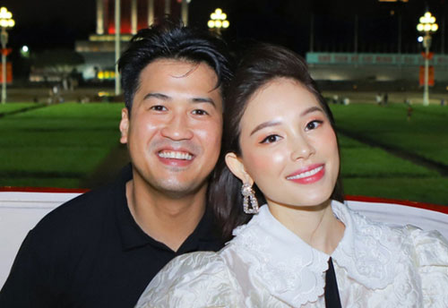 Linh Rin - Philip Nguyễn say đắm ở Hà Nội