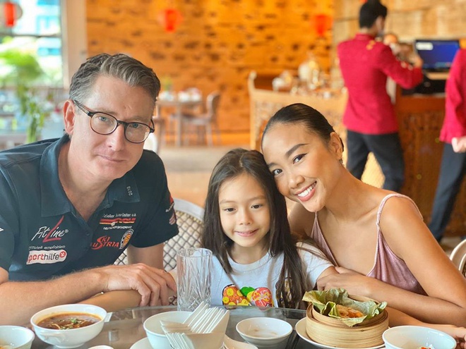 Đây là những em bé 'ngậm thìa vàng' ở showbiz Việt