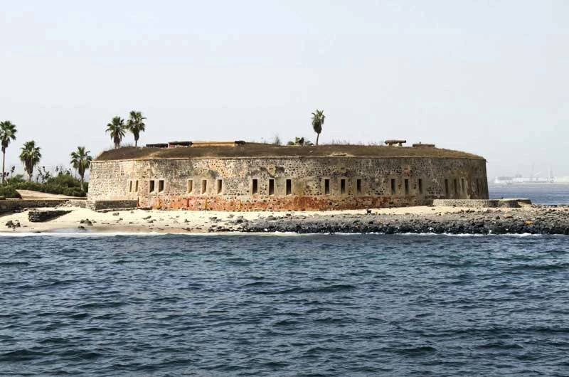 5. Nhà tù Đảo Goree (Senegal).