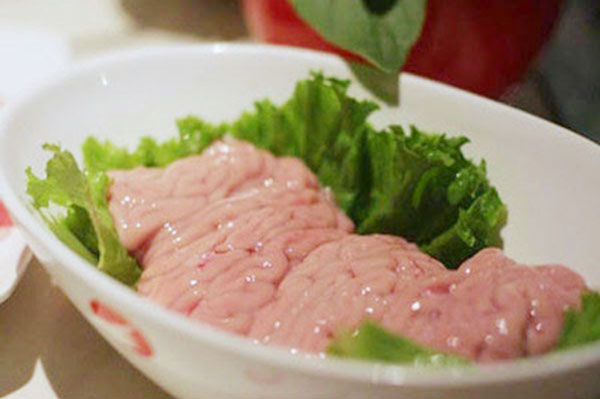 Tác hại giật mình từ óc lợn không phải ai cũng biết