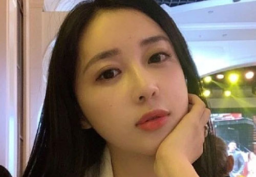 Vợ Phan Vỹ Bá lộ diện sau ồn ào 'trong đường dây săn đại gia'