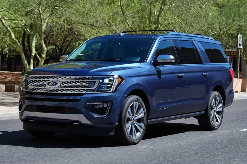 3. Ford Expedition 2020 (điểm tổng thể: 8,4/10, giá khởi điểm: 52.810 USD).