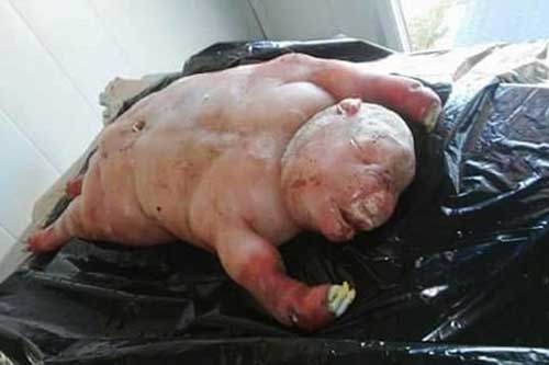 Giải mã bí ẩn 'yêu quái hình người' khiến người dân hoang mang