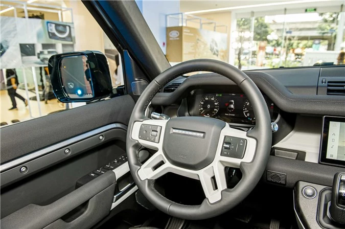 Vô lăng xe Land Rover Defender thế hệ mới