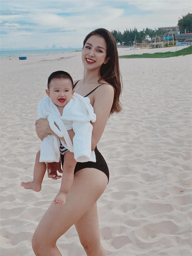 Diệp Lâm Anh tung ảnh bikini táo bạo - Ảnh 3.