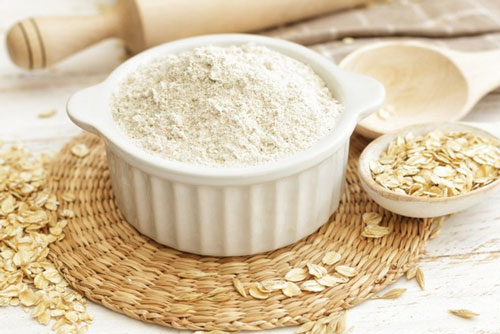 Tranh cãi về việc thay bột gạo bằng yến mạch cho con ăn dặm, chuyên gia nói gì về điều này?