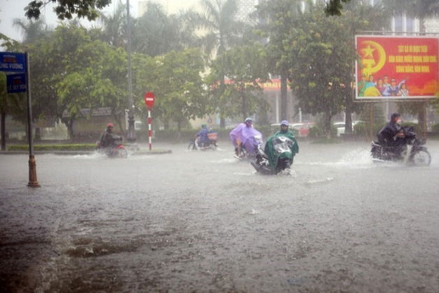 Miền Trung có mưa lớn tới 11/10