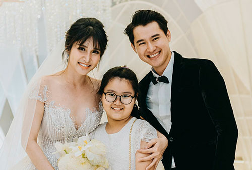 Con gái riêng dự tiệc cưới của Thảo Trang và chồng trẻ