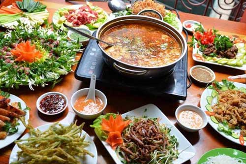 4 kiểu ăn lẩu gây hại dạ dày khủng khiếp, đặc biệt là điều số 3