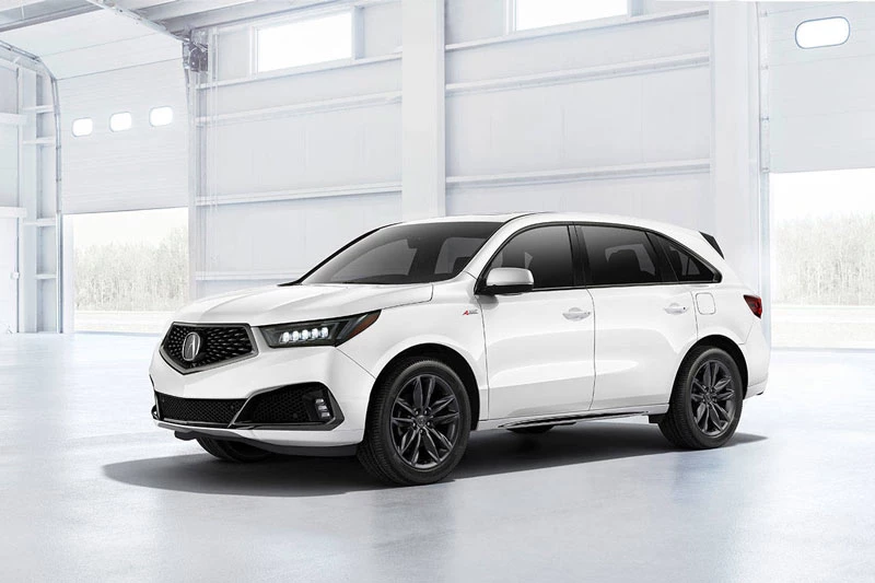 4. Acura MDX 2020 (giá khởi điểm: 44.500 USD, điểm tổng thể: 8,2/10).