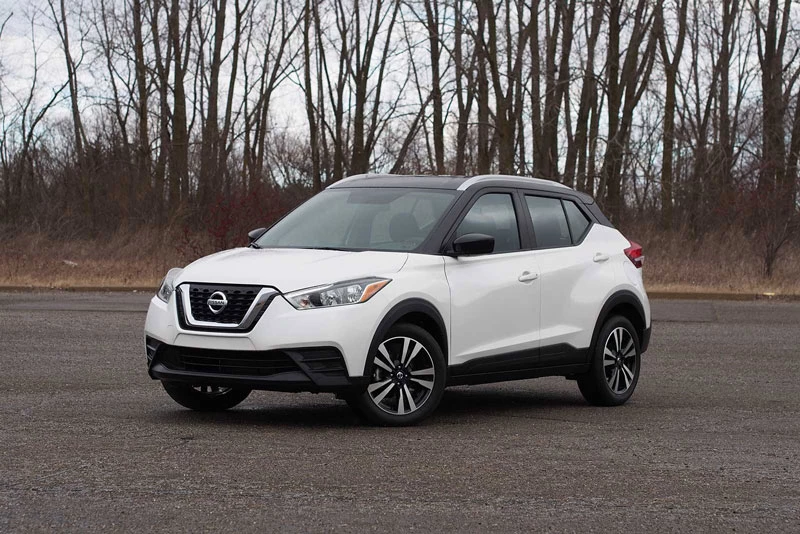 =2. Nissan Kicks 2020 (điểm an toàn: 9,9/10, giá khởi điểm: 18.870 USD).