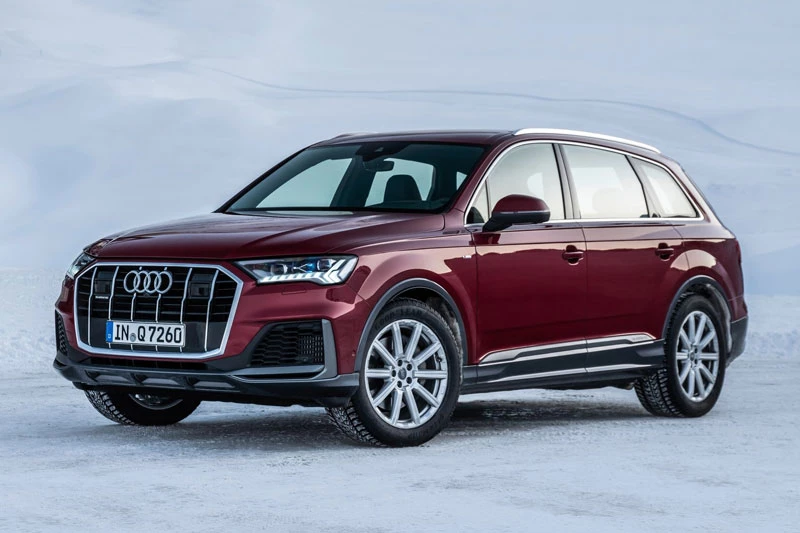 6. Audi Q7 2020 (giá khởi điểm: 54.800 USD, điểm tổng thể: 8/10).