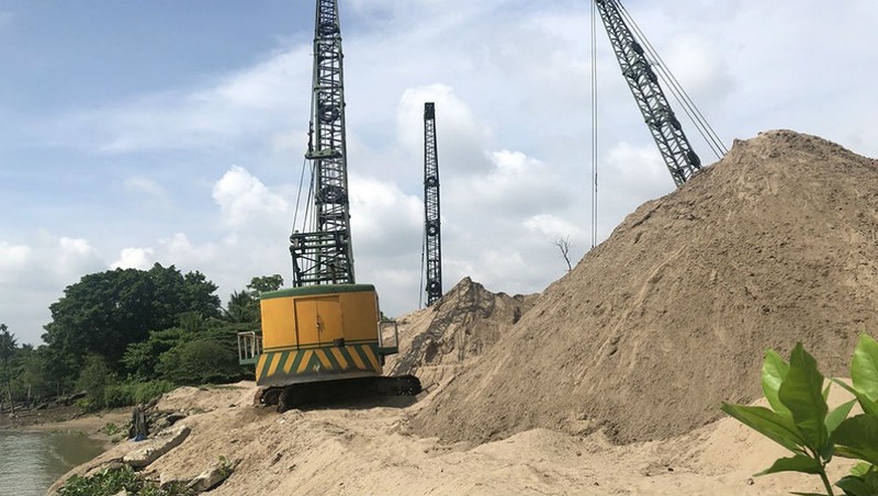 Phát hiện 63 bến thủy hoạt động không phép tại TP.HCM, đề nghị công an vào cuộc