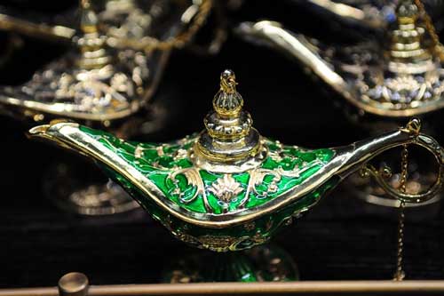 Bí ẩn những chiếc 'đèn thần' trong cổ mộ cháy hàng ngàn năm không tắt