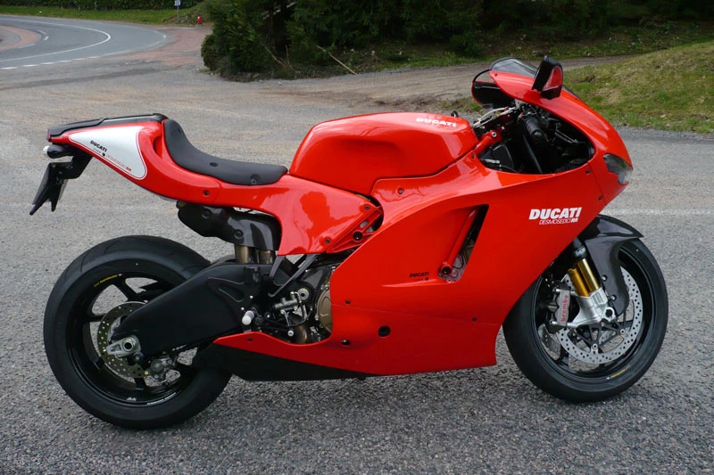 1. Ducati Desmosedici RR.